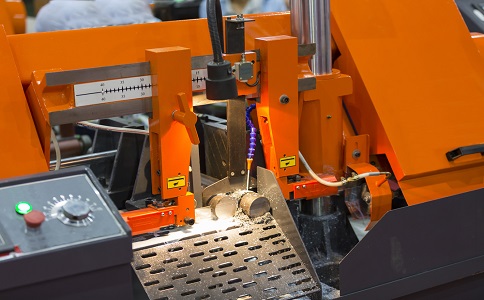 崇仁龙门带锯床具备哪些优点？